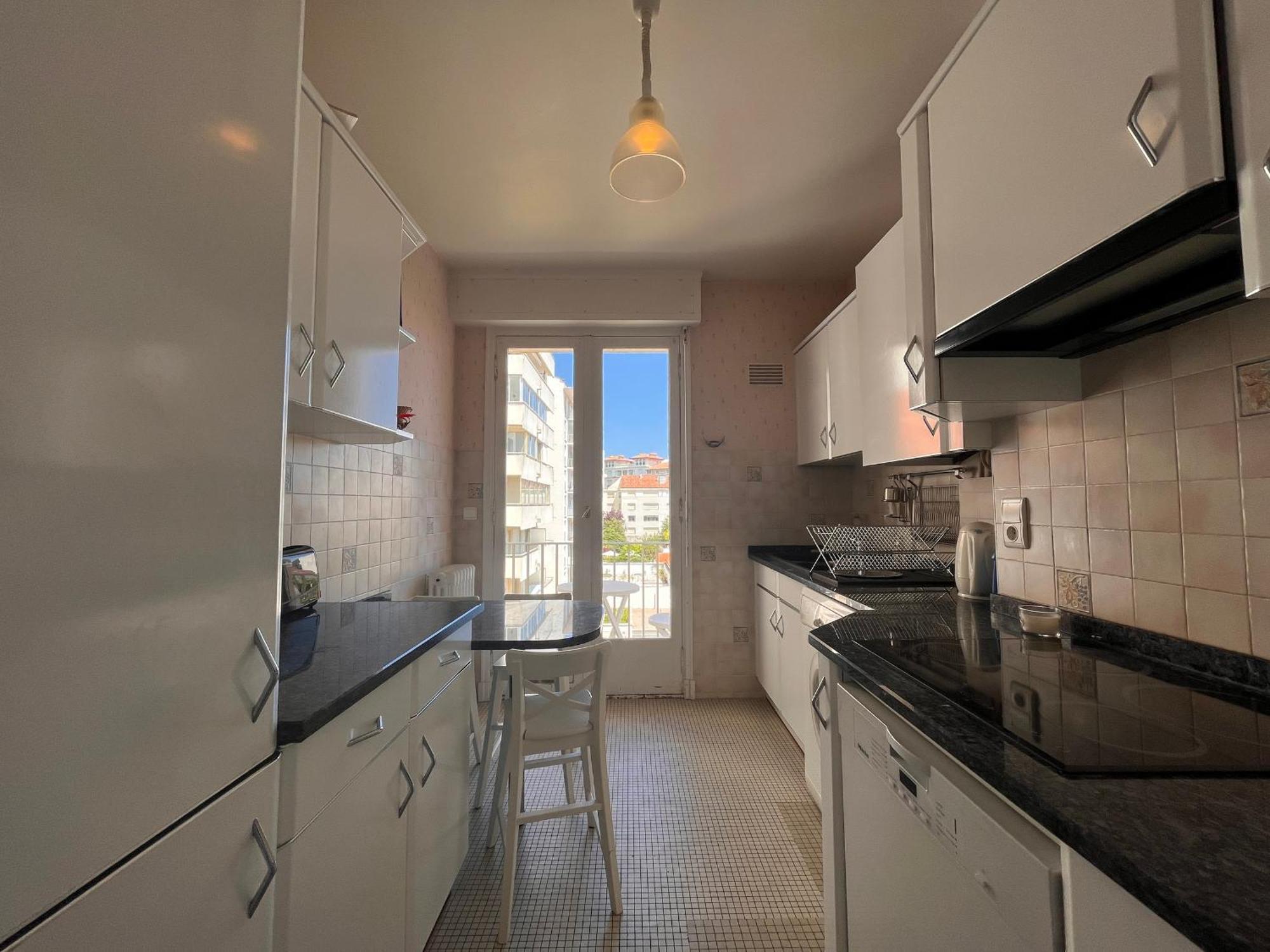 Appartement Lumineux, Proche Plage, Balcon, Parking, Wifi - Fr-1-239-962 Сен-Жан-де-Люз Экстерьер фото